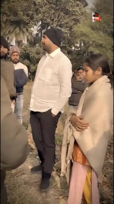 गोड्डा : जिस अनाथ सुगंधि की पिता के मौ@त के बाद मां ने मुंह मोड़ लिया.. आज उसी सुगंधि की पढ़ाई से शादी तक का जिम्मा लेंग...