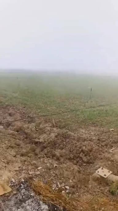 बीती रात अज्ञात चोरों ने खेत में लगे सिंचाई के लिए आधुनिक यंत्र किया चोरी मेजा पुलिस मौके पर पहुंचकर कर रही है छानबीन