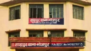 आरा: बिहिया: शाहपुर थाना पुलिस ने गड़ही मोहल्ला के एक खंडहरनुमा घर से 90 लीटर अंग्रेजी शराब के साथ धंधेबाज को किया गिरफ्तार