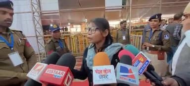 सीधी पहुंचे CM डॉ मोहन यादव से मिलने के लिए रोती बिलखती रही धौहनी की गरीब छात्रा,,,
#viratvasundhara #MPNews #Rewa #ind...