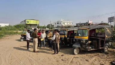 पचपदरा: परिवहन विभाग ने ऑटो-टैक्सी चालकों को सड़क सुरक्षा प्रशिक्षण दिया