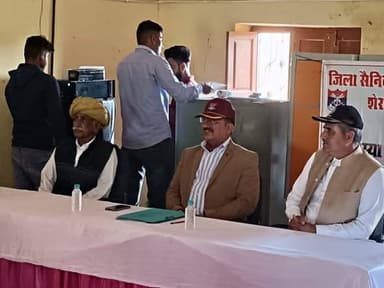 बालेसर के बेलवा ग्राम पंचायत में जिला सैनिक कल्याण बोर्ड के द्वारा भूतपूर्व सैनिकों की समस्याओं को सुनने के लिए शिविर का...