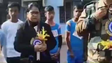 বিষ্ণুপুর ১: রাঘবপুর সেন্ট পল স্কুলের রাস্তায় দৌড় প্রতিযোগিতা শুভ উদ্বোধন করলেন রাজ্যের পরিবহন দপ্তরের ভারপ্রাপ্ত প্রতিমন্ত্রী