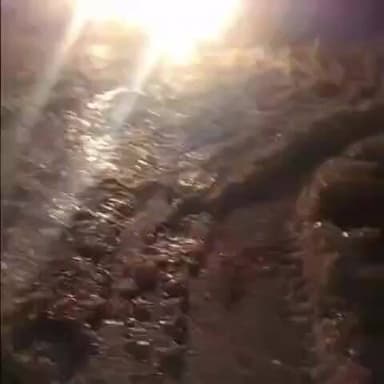 हंगरंग: मलिंग नाला शुक्रवार रात हुआ जाम, सड़क को खोलने का काम BRO व स्थानीय लोगों ने मिलकर किया, तस्वीरें आई सामने