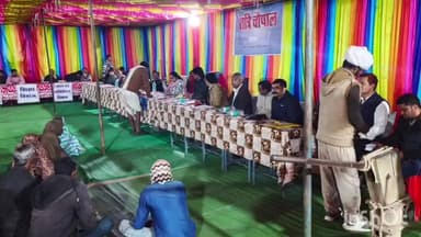 अरनोद: रात्रि चौपाल फतेहगढ़ में आयोजित, जिला कलक्टर ने दिए त्वरित समाधान के निर्देश