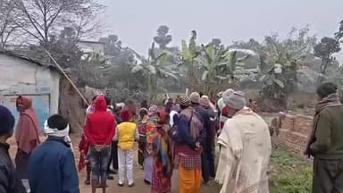 समस्तीपुर: धुरलख वार्ड 31 गांव में ज़मीन मालिक द्वारा 200 वर्षों से सड़क बंद करने पर ग्रामीणों में आक्रोश