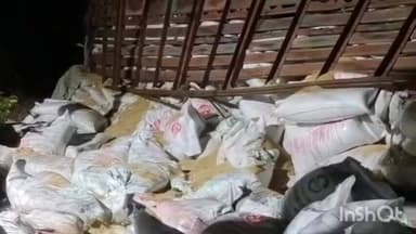 धरमपुरी: गणेश घाट की नई सड़क पर हादसे में हेल्पर की मौत, चालक लापता, बैटरी फटने से ट्राला पुलिया में गिरा