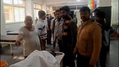 बड़वाह: बड़वाह: इंदौर-इच्छापुर हाईवे पर आयशर ने टेम्पो को मारी टक्कर, एक की मौत