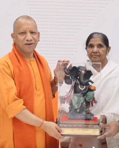 बिल्हौर: बिल्हौर विधायक ने सीएम योगी से मुलाकात की, विकास कार्यों पर चर्चा की