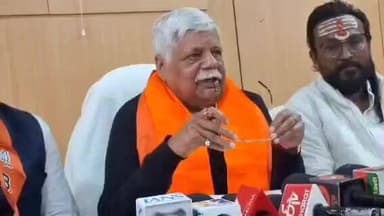 मेदिनीनगर (डालटनगंज): मनरेगा का पहले नाम जवाहर रोजगार योजना था, इंदिरा गांधी सरकार ने बदला तो क्या नेहरू जी अपमानित नहीं हुए: सांसद