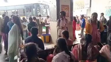 సంక్రాంతి సెలవులతో ప్రయాణికులతో నిండుకున్న పాడేరు ఆర్టీసీ కాంప్లెక్స్