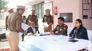 बुलंदशहर: जिलाधिकारी एवं वरिष्ठ पुलिस अधीक्षक ने थाना समाधान दिवस पर थाना अगौता परिसर में सुनी जनसमस्याएं