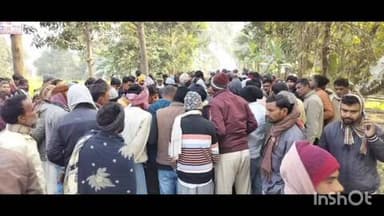 महुआ: महुआ गुरुचौक मार्ग पर जलालपुर गांव के पास वाहन की टक्कर से स्कूटी सवार की मौत