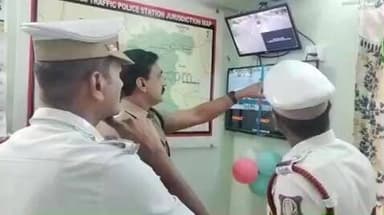 பல்லடம்: பல்லடம் நகரின் முக்கிய பகுதிகளில் புதிய ஸ்கேனர் கண்காணிப்பு கேமரா சிஸ்டம் - போலீஸ் டிஎஸ்பி ஆய்வு செய்து துவக்கி வைத்தார்