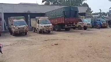 హోం మంత్రి అనిత దృష్టికి నక్కపల్లి ప్రయాణికుల సమస్య