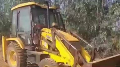 जयसिंहनगर: छुईहाई टोला अमझोर में जंगल के पास अवैध रेत उत्खनन का वीडियो वायरल, प्रशासन पर उठे सवाल