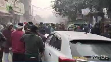 बाड़ी: कार और बोलेरो की भिड़ंत में 3 लोग गंभीर रूप से घायल