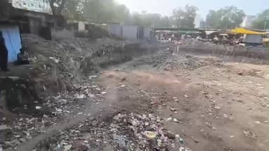 भुसावळ: भुसावळ संतोषी माता परिसरातील केंद्र सरकारच्या सुरू असलेल्या पाण्याच्या टाकीच्या ठिकाणी फलक लावा नगराध्यक्षांची मागणी