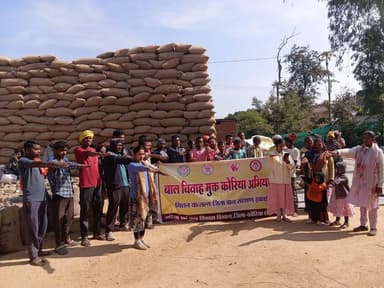 जिले को बाल विवाह मुक्त बनाने लोगो ने लिए शपथ!
महिला एवं बाल विकास टीम ने 'बाल विवाह मुक्त कोरिया अभियान' के तहत गांवों...