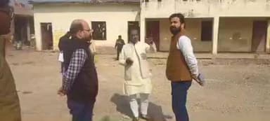 कोरांव: नगर पंचायत कोरांव में पांच स्थानों पर सामुदायिक शौचालय बनेंगे, अध्यक्ष ओम प्रकाश केसरी ने कहा- शीघ्र शुरू होगा काम