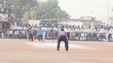 निवाड़ी: करगुवां के चिल्ड्रन पार्क स्टेडियम में क्रिकेट टूर्नामेंट में शामिल हुए निवाड़ी भाजपा जिलाध्यक्ष