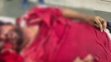 रोहतक: रोहतक के पाकस्मा गांव के पास रोडवेज बस और कार की टक्कर में एक युवक गंभीर रूप से घायल