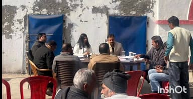 धामपुर: नहटौर थाने में आयोजित समाधान दिवस में एसडीएम और सीओ ने फरियादियों की समस्याएं सुनीं