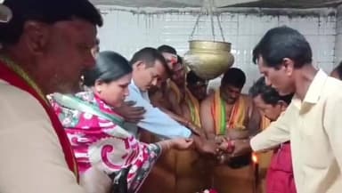 ఎల్లారెడ్డి: గుజరాత్ లో సోమనాథ ఆలయం నిర్మించి 1,000 సంవత్సరాలు పూర్తి, ఎల్లారెడ్డిలోని శివాలయంలో అభిషేకం నిర్వహించిన, బీజేపీ నాయకులు