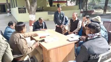 सिरौली गौसपुर: थाना बदोसराय में नायब तहसीलदार के नेतृत्व में थाना समाधान दिवस का आयोजन, राहगीरों की सुनी गई समस्या