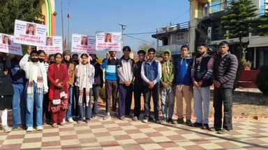 कांडा: अंकिता भंडारी प्रकरण में सीबीआई जांच में 3 बिंदुओं को शामिल करने की मांग को लेकर NSUI ने कांडा में निकाली मौन यात्रा