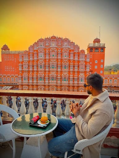 Oooo Sanu
BEST FOOD BLOGGER hi kehnde😚
#foodvlogs #jaipur #hawamahaljaipur #ranchiblogger #jharkhandi