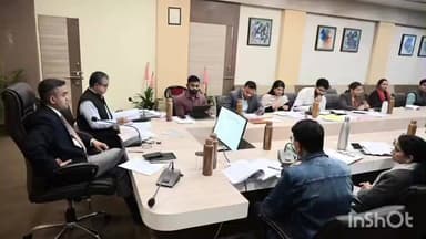 धार: कलेक्टर ने निर्वाचक नामावली पुनरीक्षण को लेकर बैठक की