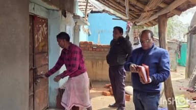 रानीश्वर: बीडीओ-सह-एमओ श्री राजेश कुमार सिन्हा ने प्रखंड में तीन जन वितरण प्रणाली दुकानों का किया औचक निरीक्षण