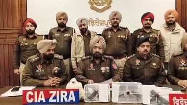 ਫ਼ਿਰੋਜ਼ਪੁਰ: ਪਿੰਡ ਪੱਲਾ ਮੇਘਾ ਦੇ ਨੇੜੇ ਸੀਆਈਏ ਸਟਾਫ ਵੱਲੋਂ ਇੱਕ ਡਰੋਨ ਦੀ ਆਵਾਜ਼ ਸੁਣ ਕੇ ਉਸਦਾ ਪਿੱਛਾ ਕੀਤਾ 5 ਕਿਲੋ 562 ਗ੍ਰਾਮ ਹੈਰੋਇਨ ਬਰਾਮਦ ਹੋਈ