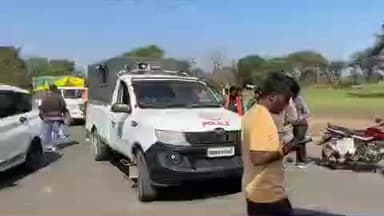 मुलताई: मुलताई राष्ट्रीय राजमार्ग पर भिलाई के पास गौवंश से भरा कंटेनर पकड़ा गया, चालक गिरफ्तार