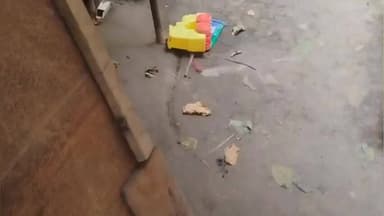 मोदनगंज: पुरुषोत्तमपुर में दरोगा समेत तीन घरों में भीषण चोरी, लाखों का सामान गायब