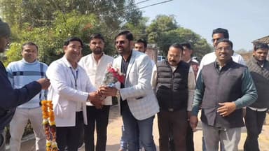 पथरिया: पथरिया के सदगुवां में एक दिवसीय रक्तदान शिविर आयोजित, युवा नेता लोकेंद्र पटेल कार्यक्रम में हुए शामिल