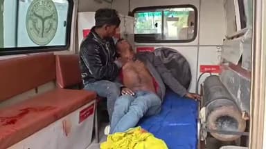 गौरीगंज: जामो क्षेत्र साल्हापुर के पास पिकअप से टकराई बाइक, तीन युवक गंभीर रूप से घायल, दो की हालत नाजुक, जिला अस्पताल रेफर