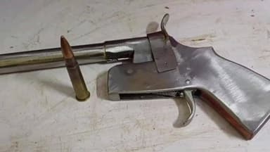 হাবরা ১: মছলন্দপুর এলাকায় বন্দুক বিক্রি করতে এসে হাতেনাতে গ্রেপ্তার এক দুষ্কৃতী