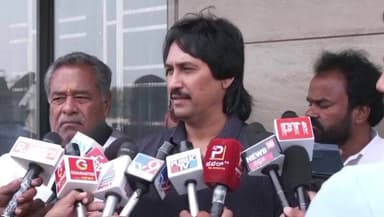 ರಾಯಚೂರು: ಕೇರಳದಲ್ಲಿ ಕನ್ನಡ ಶಾಲೆಗಳಲ್ಲಿ ಮಲಯಾಳಂ ಕಡ್ಡಾಯ : ಅಕ್ಷಮ್ಯ ಅಪರಾಧ