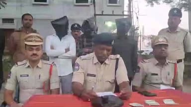 సిరిసిల్ల: ఎల్లారెడ్డిపేట పోలీస్ స్టేషన్ లో విలేకరుల సమావేశంలో మాట్లాడిన సిరిసిల్ల డీఎస్పీ నాగేంద్ర చారి