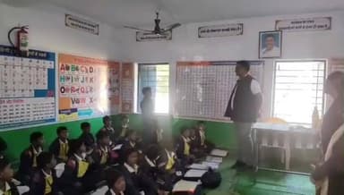बिछुआ: सहायक आयुक्त ने बिछुआ के कन्या और बालक आश्रम का किया निरीक्षण, बच्चों की पढ़ाई की सराहना