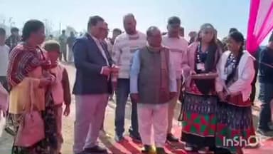 मिहींपुरवा: मिहींपुरवा में माघी महोत्सव का आयोजन, थारू संस्कृति की झलक के साथ खेल प्रतियोगिताएं हुईं आयोजित