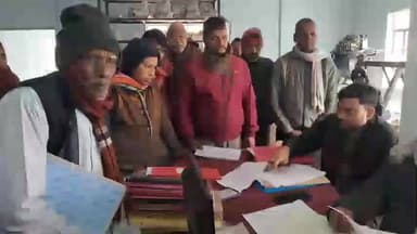 मनिहारी: शनिवार को अंचल कार्यालय के जनता दरबार में भूमि विवाद के 5 पुराने मामलों का हुआ निष्पादन