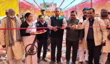 हुसैनाबाद: अनुमंडलीय अस्पताल हुसैनाबाद में 2034 मरीजों का हुआ मुफ्त इलाज, 33 स्टॉल लगाए गए