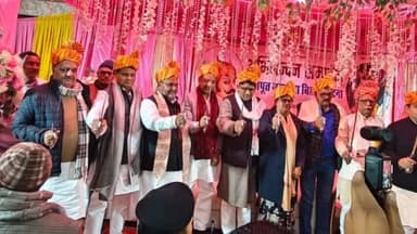 मदनपुर: पटना में राजपूत महासभा का भव्य सम्मान समारोह, रफीगंज विधायक प्रमोद कुमार सिंह को तलवार और मुकुट से किया गया सम्मानित