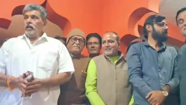 વાંકાનેર: સોમનાથ શોભિમાન પર્વ નિમિત્તે શિવ ભક્તિ શિવ મંદિર ખાતે પૂજા અર્ચના સાથે મા આરતી ના કાર્યક્રમ યોજાયો