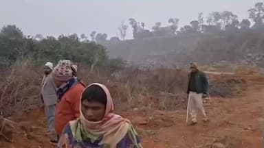 कहलगांव: वार्ड नंबर 9 में आदिवासी समाज की धार्मिक भावनाओं को ठेस, असामाजिक तत्वों ने कब्रिस्तान को जोतकर किया क्षतिग्रस्त