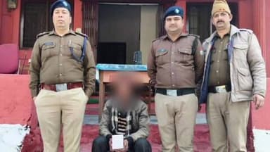 पूर्णागिरि: चौकी चल्थी में 52 पाउच मसालेदार शराब के साथ शराब तस्कर को किया गया गिरफ्तार