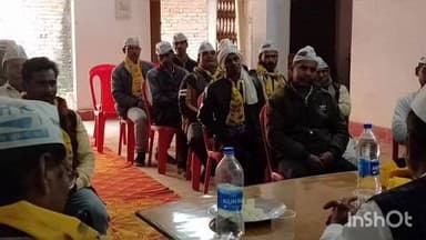 रॉबर्ट्सगंज: सोनभद्र के मधुपुर मार्केट में दिल्ली के किराड़ी मार्केट के विधायक अनिल झा ने किया जनसंवाद